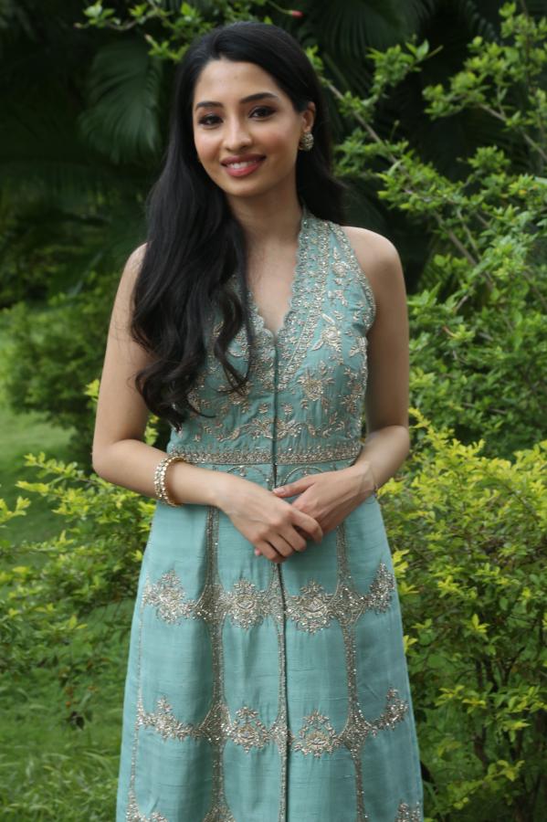 manisha-kandkur-stills-5.jpg