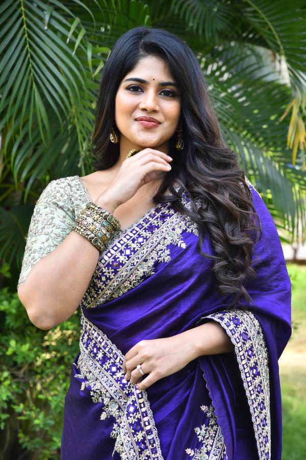 megha-akash-stills-4-5.jpg