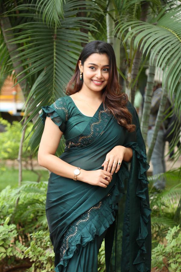mokksha-stills-2-7.jpg
