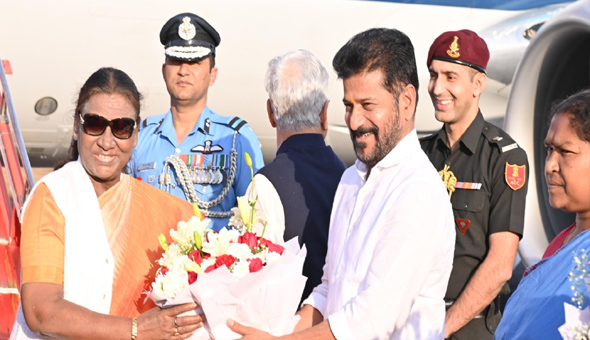 President: హకీంపేట్ ఎయిర్ ఫోర్స్ స్టేషన్‌లో రాష్ట్రపతి ద్రౌపది ముర్ము ఘనస్వాగతం