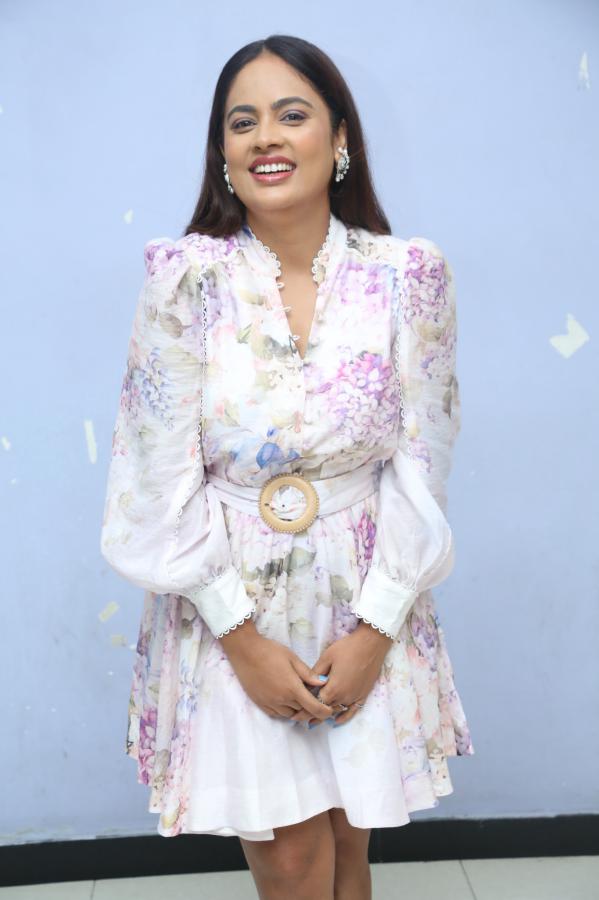 nandhitha-swetha-stills-10.jpg