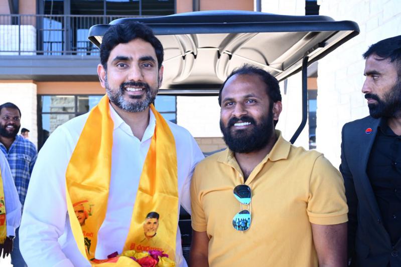 nara-lokesh-meets-nri-tdp-fans-17.jpg