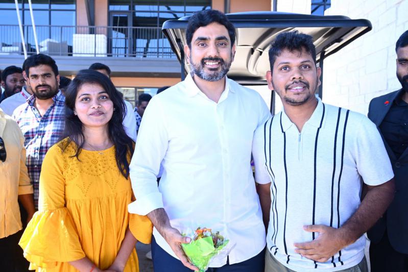 nara-lokesh-meets-nri-tdp-fans-18.jpg