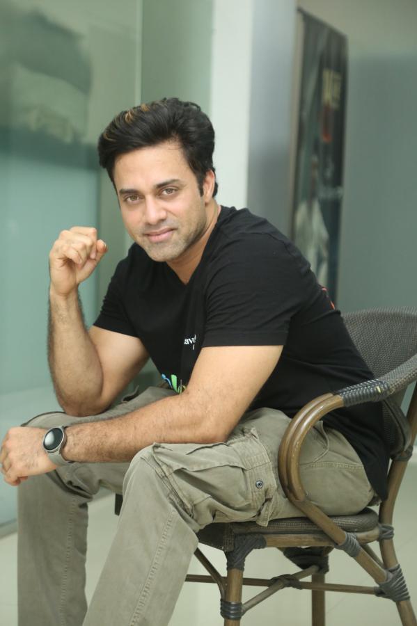 Navdeep Stills