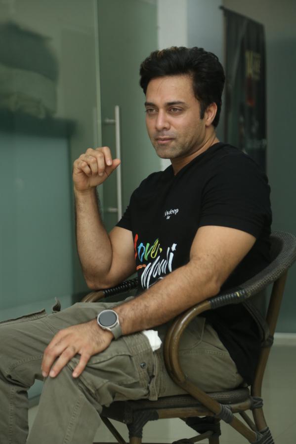 navdeep-stills-10.jpg