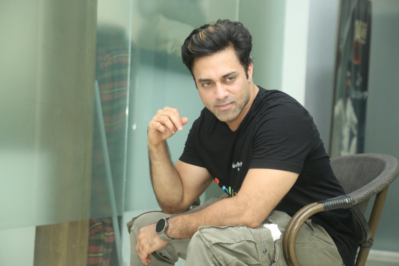 navdeep-stills-12.jpg
