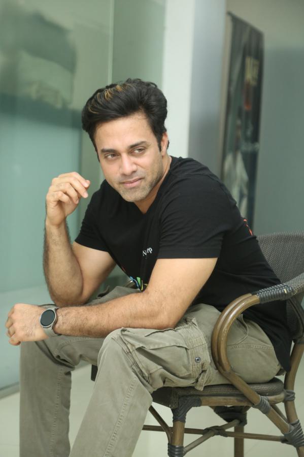 navdeep-stills-14.jpg