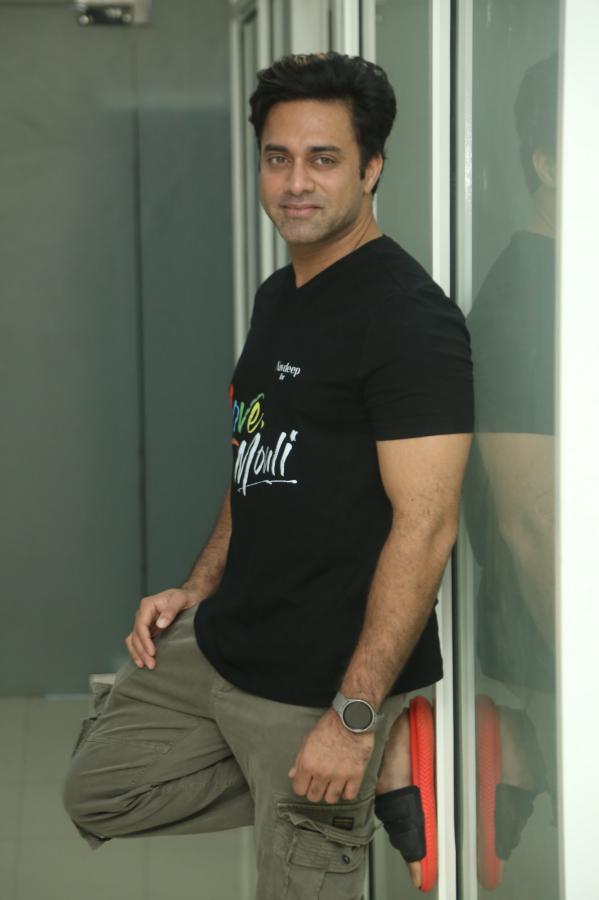 navdeep-stills-5.jpg