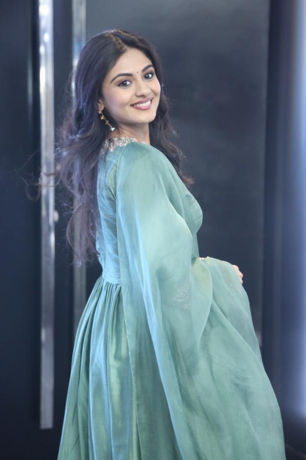 nayan-sarika-stills-13.jpg