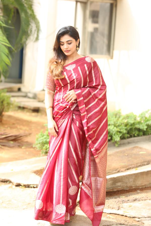 nayan-sarika-stills-3-20.jpg