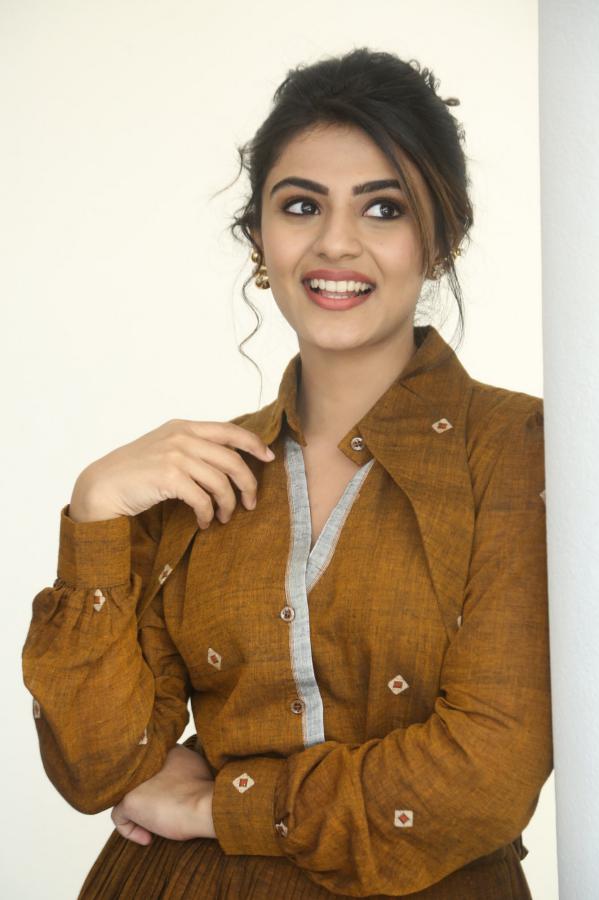 nayana-sarika-stills-2-12.jpg