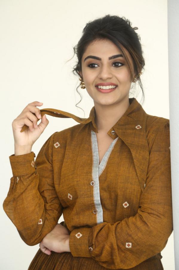 nayana-sarika-stills-2-13.jpg