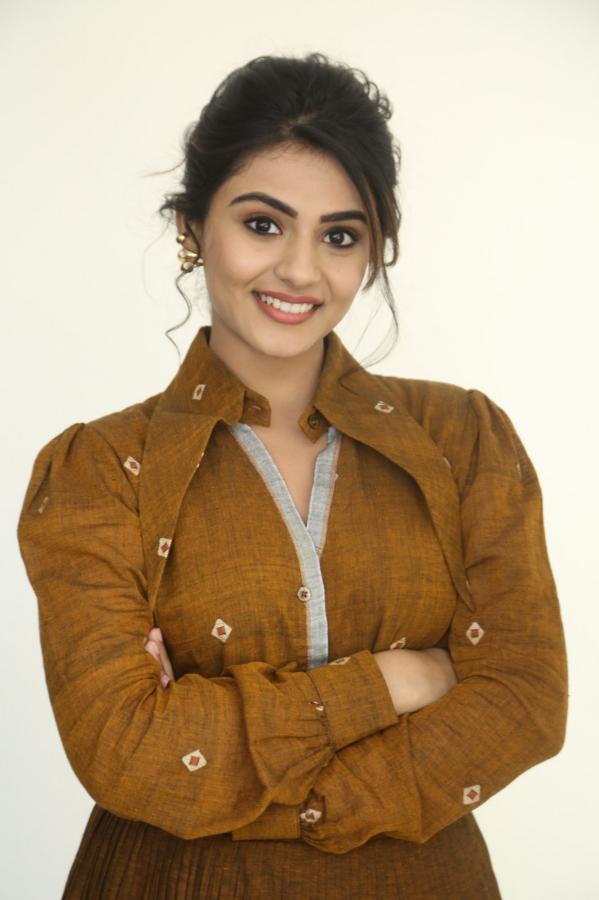 nayana-sarika-stills-2-19.jpg