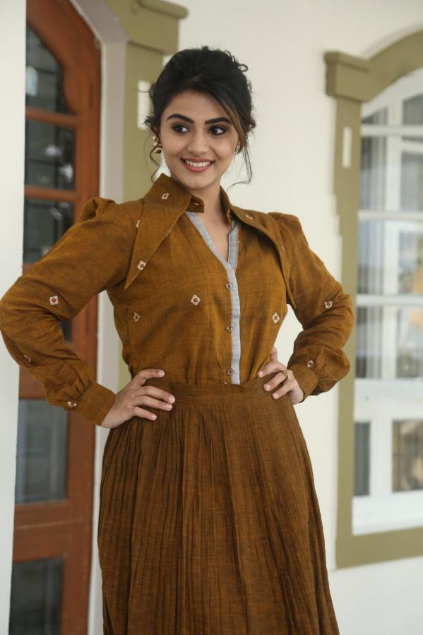 nayana-sarika-stills-2-4.jpg