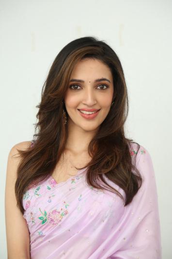 neha-shetty-stills-13-3.jpg