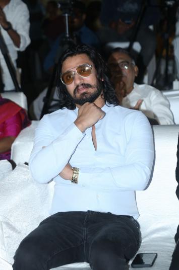 Nikhil Stills