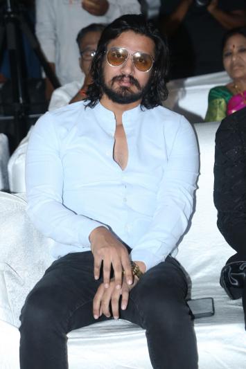 nikhil-stills-2-4.jpg