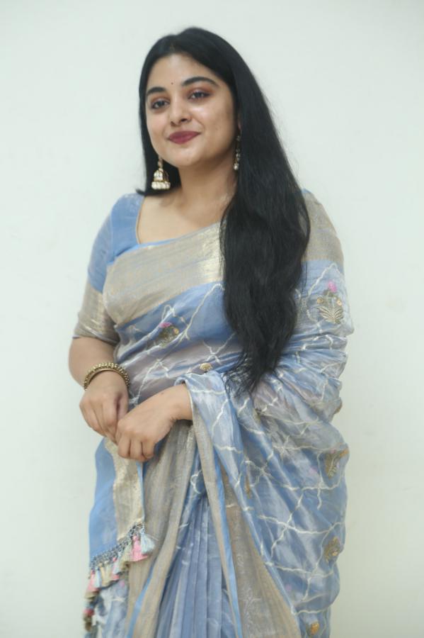 nivetha-thomas-stills-3-2.jpg