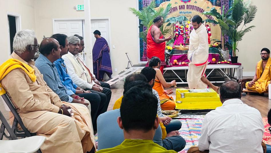 nri-tdp-celebrates-shanti-homam-in-mill-pitas-7.jpg