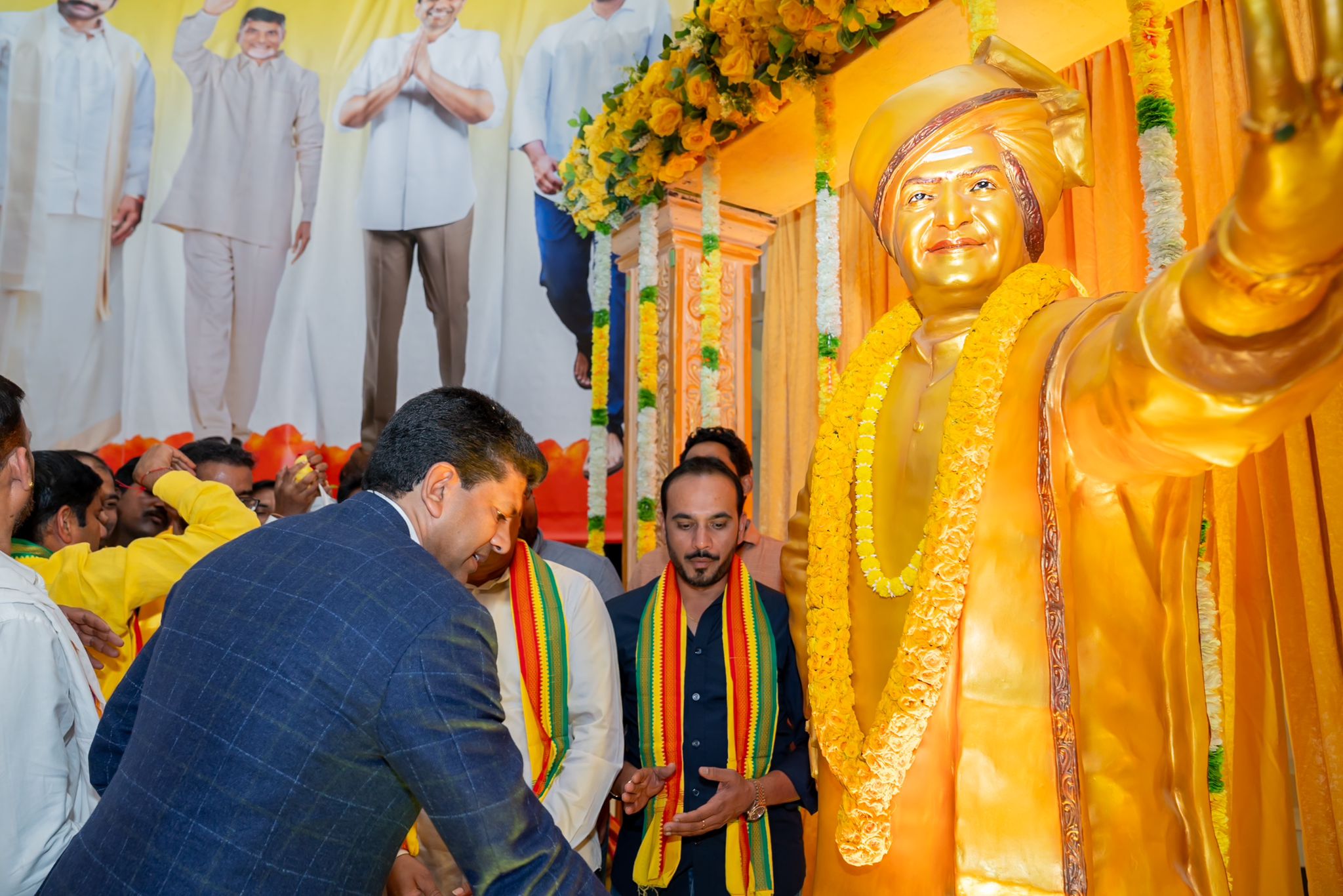 nri-tdp-felicitates-dr-pemmasani-in-dallas-4.jpg