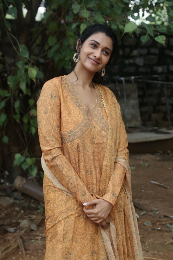 priya-bhavani-shanker-stills-5.jpg