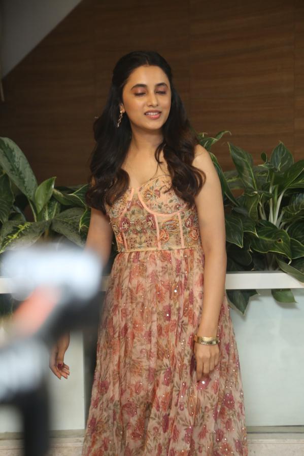 priyanka-mohan-stills-9.jpg