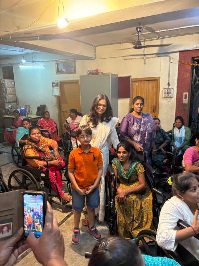 priyanka-vallepalli-donated-30-wheelchairs-for-disabilities-2.jpg