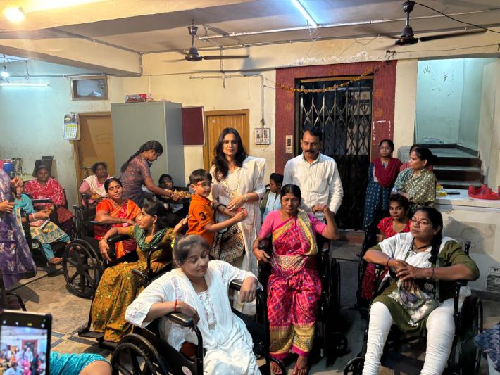 priyanka-vallepalli-donated-30-wheelchairs-for-disabilities-3.jpg