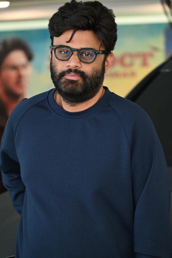 producer-naga-vamsi-interview-4.jpg