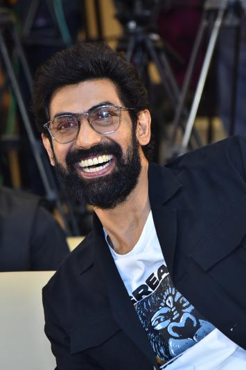 rana-stills-7-10.jpg