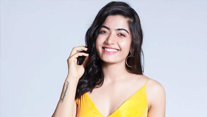 Rashmika: హిట్ అందుకుని ల‌క్కీ ఛార్మ్ గా మారిన ర‌ష్మిక‌