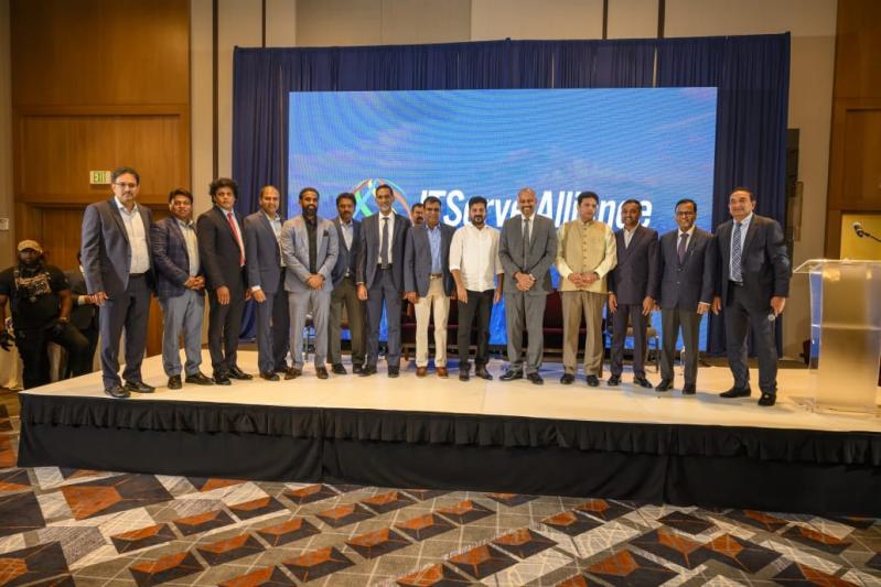 revanth-reddy-at-it-serve-alliance-meet-in-dallas-2.jpg