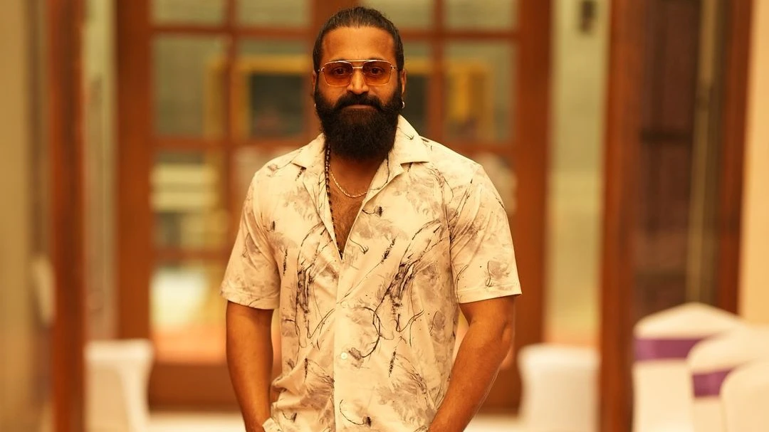 Rishab Shetty: మ‌రో క్రేజీ ప్రాజెక్టుకు సైన్ చేసిన రిషబ్ శెట్టి