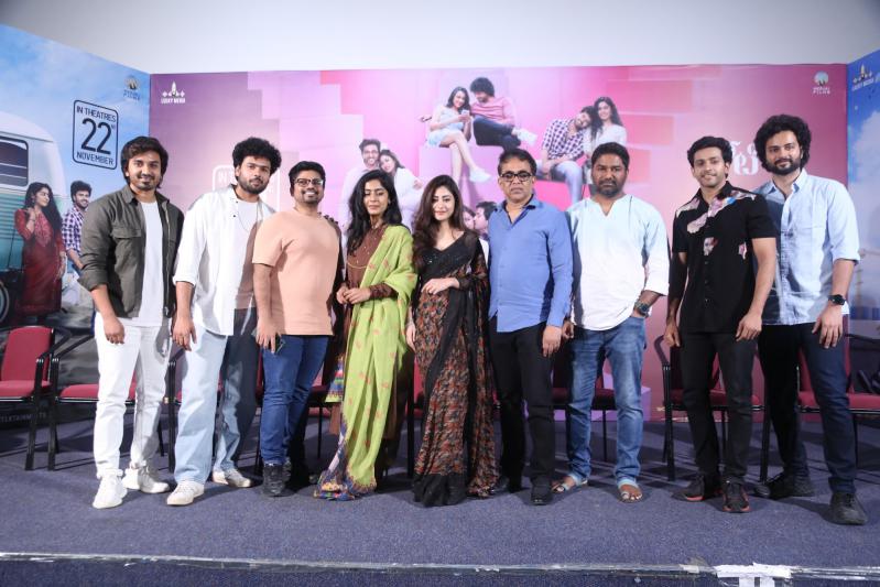 roti-kapada-romance-movie-press-meet-2-13.jpg