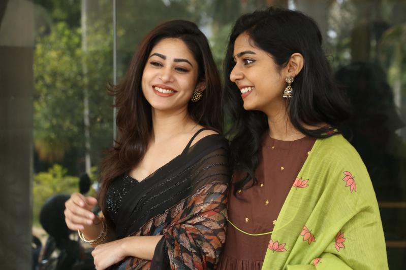 roti-kapada-romance-movie-press-meet-2-6.jpg