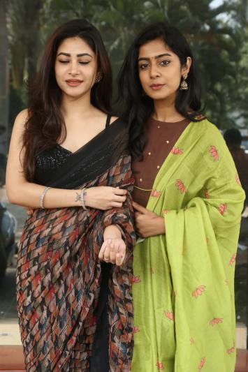 roti-kapada-romance-movie-press-meet-2-7.jpg