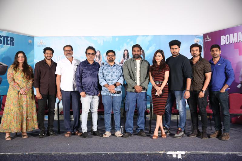 roti-kapada-romance-movie-success-meet-20.jpg