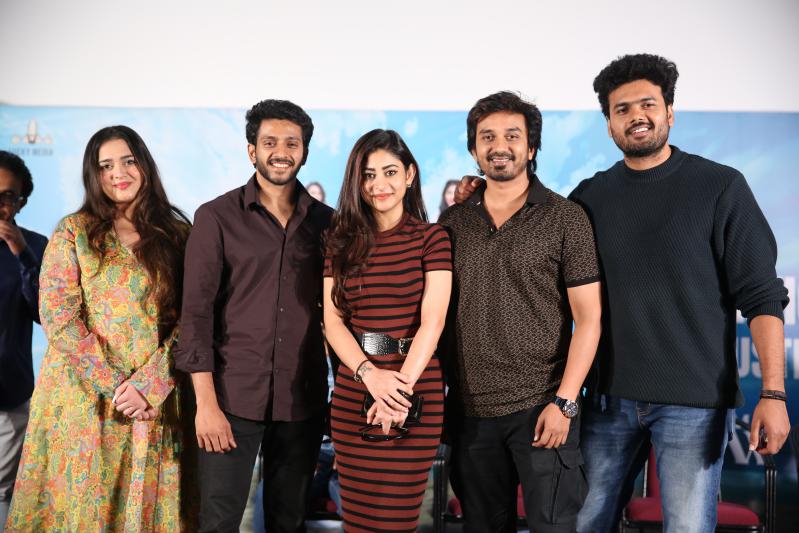 roti-kapada-romance-movie-success-meet-23.jpg