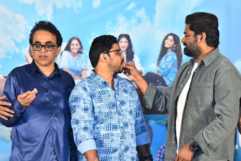 roti-kapada-romance-movie-success-meet-3.jpg