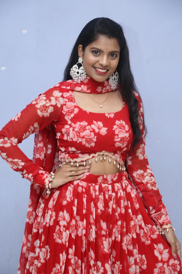 sai-chandhana-stills-12.jpg