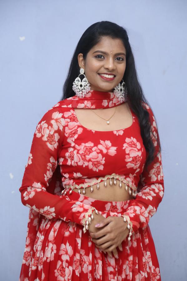 sai-chandhana-stills-14.jpg