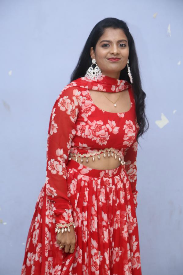 sai-chandhana-stills-18.jpg