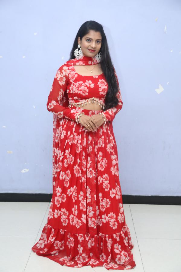 sai-chandhana-stills-2.jpg