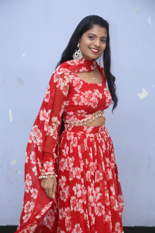 sai-chandhana-stills-21.jpg