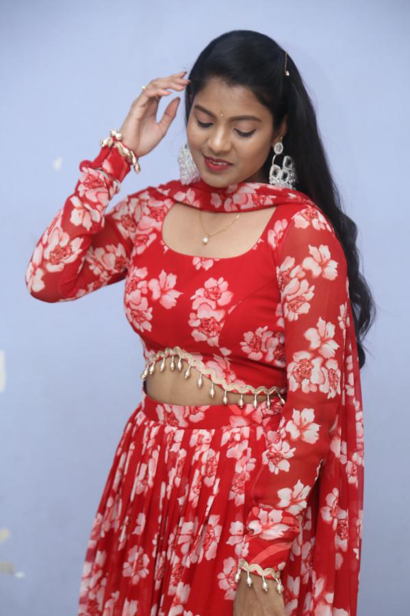 sai-chandhana-stills-7.jpg
