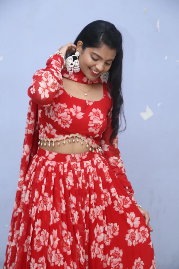 sai-chandhana-stills-8.jpg