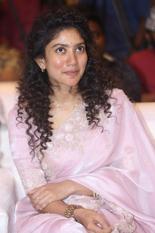 sai-pallavi-stills-2-10.jpg