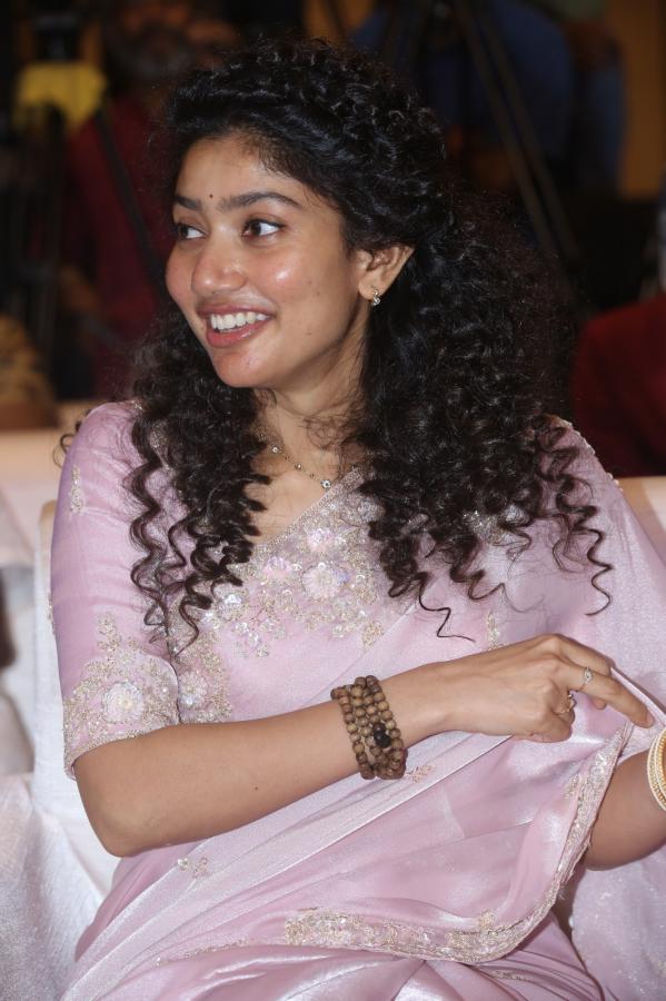 sai-pallavi-stills-2-14.jpg