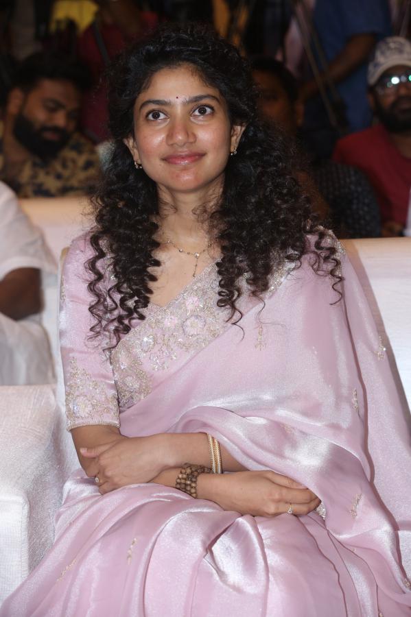sai-pallavi-stills-2-17.jpg