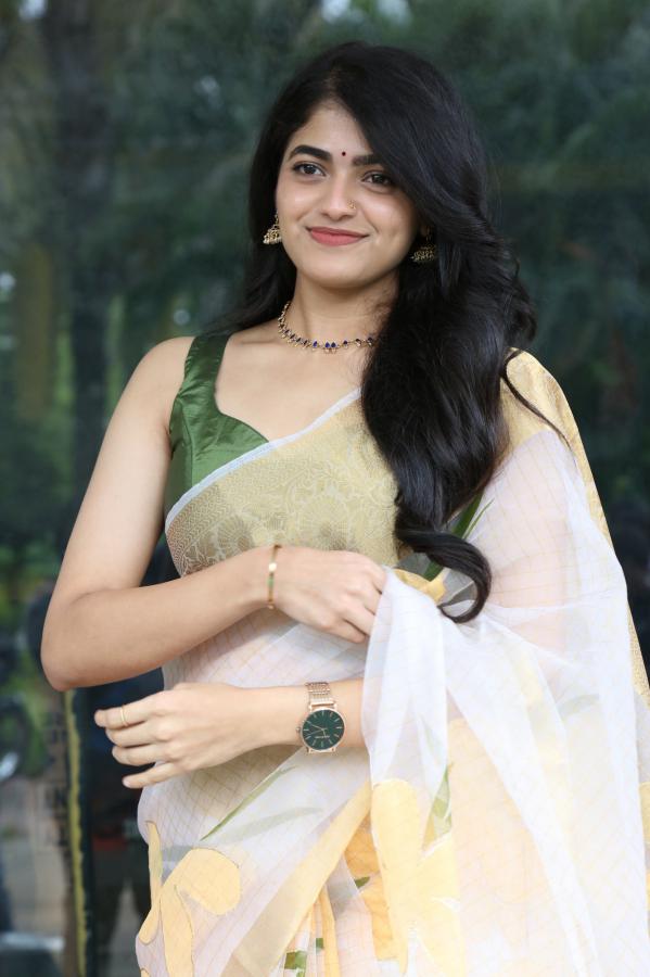 sangeetha-stills-2-6.jpg